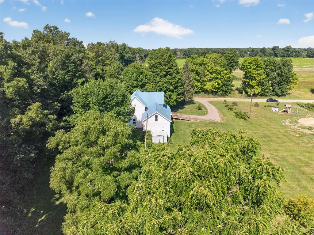 500 23 Mile Road Clarendon Township MI 49245