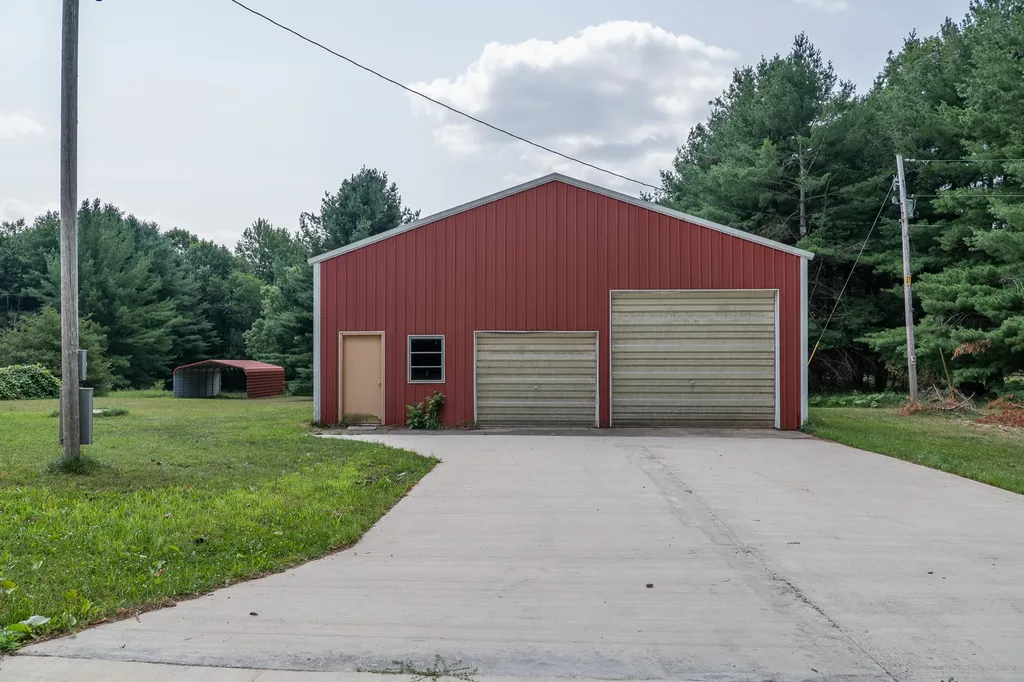 3820 N Beech Avenue Goodwell Township MI 49349
