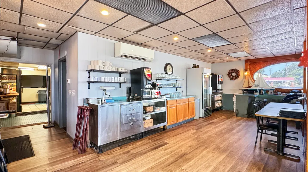 2403 Sunnyside Drive Cadillac City MI 49601
