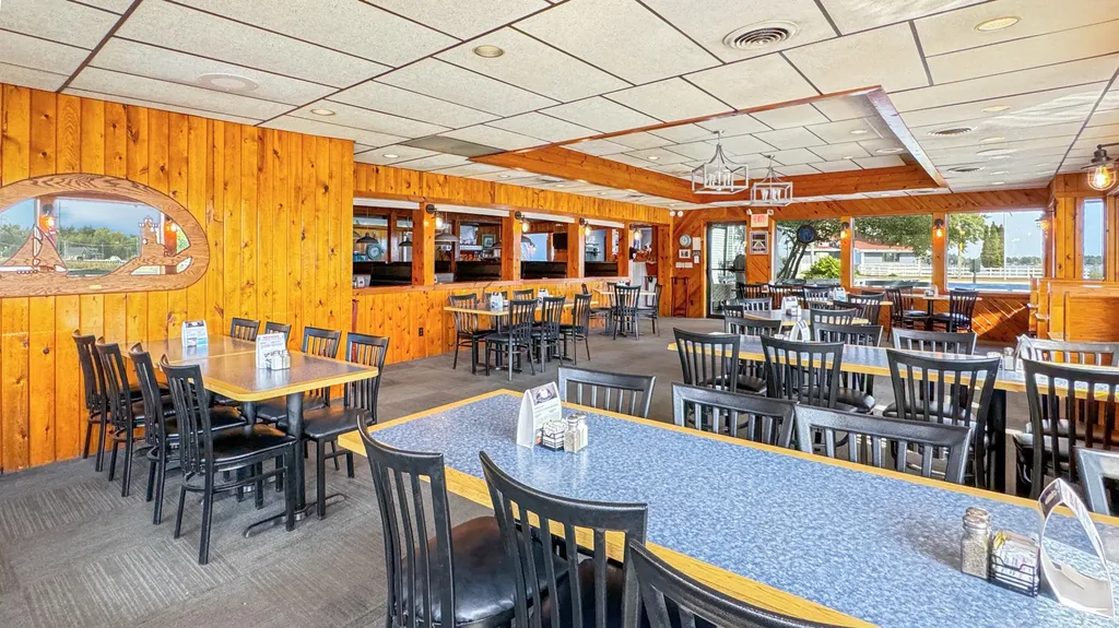 2403 Sunnyside Drive Cadillac City MI 49601