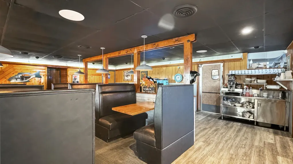 2403 Sunnyside Drive Cadillac City MI 49601