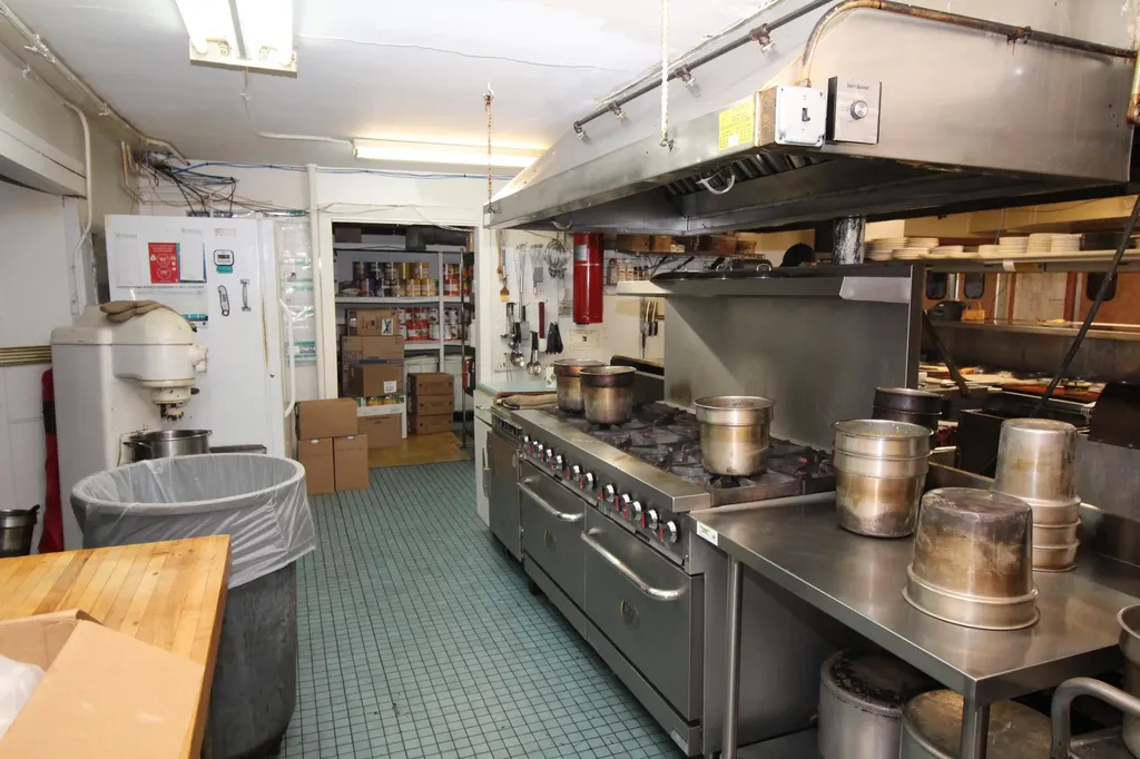 2403 Sunnyside Drive Cadillac City MI 49601