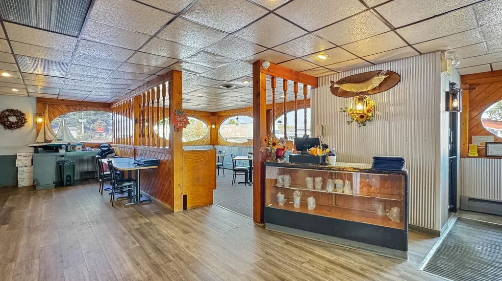 2403 Sunnyside Drive Cadillac City MI 49601