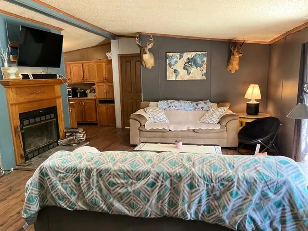 5237 S Chestnut Avenue Croton Township MI 49337