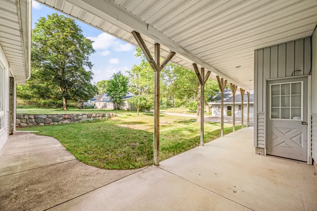 18751 16 Mile Road Big Rapids Charter Township MI 49307