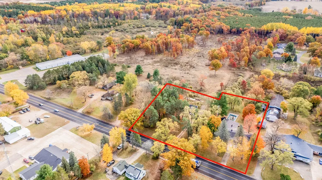 18751 16 Mile Road Big Rapids Charter Township MI 49307