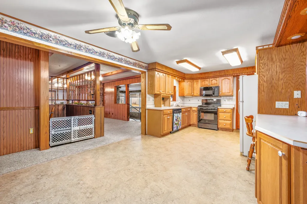 18751 16 Mile Road Big Rapids Charter Township MI 49307