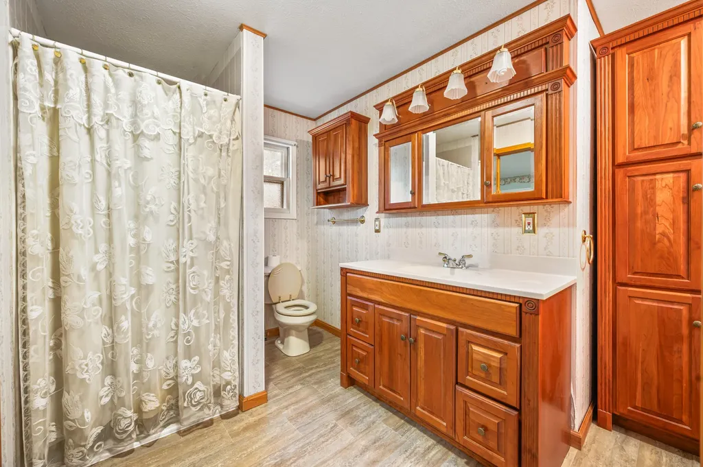 18751 16 Mile Road Big Rapids Charter Township MI 49307