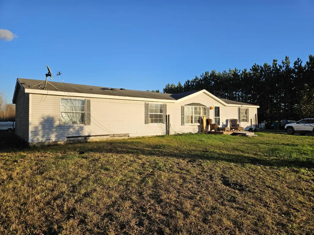 9156 50th Avenue Sylvan Township MI 49631