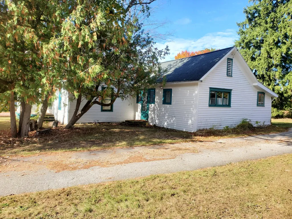 306 N Carland Street Marion Township MI 49665