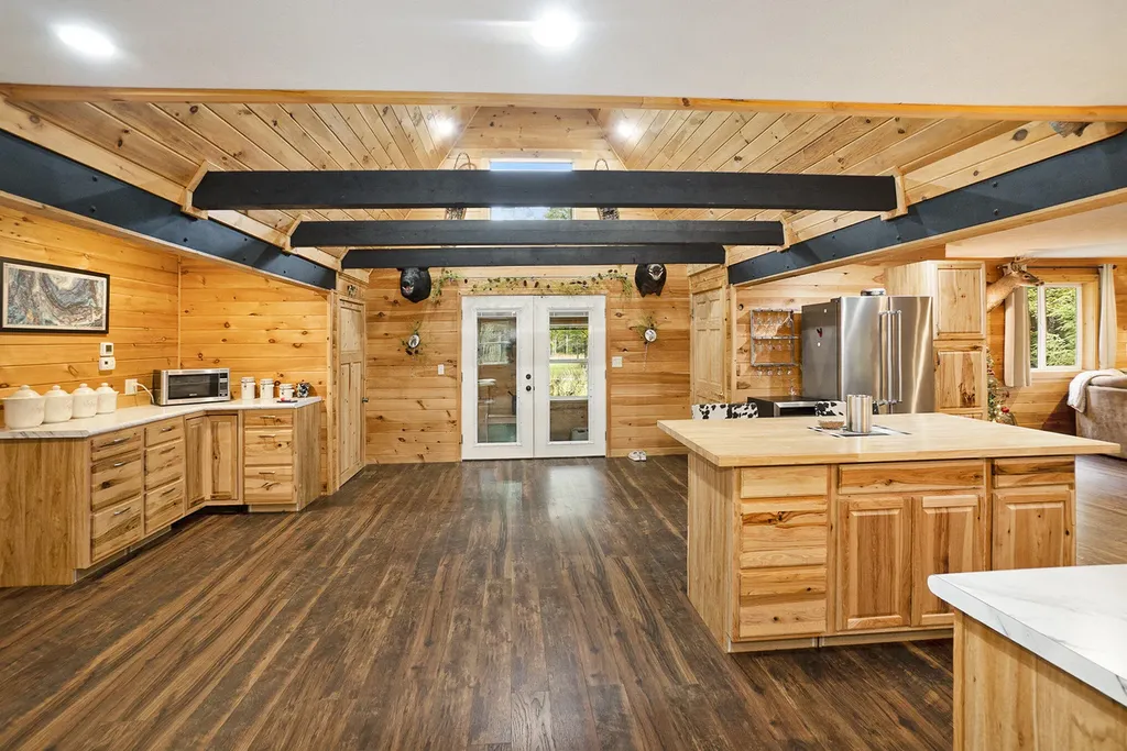 2697 N 176th Avenue Leavitt Township MI 49459