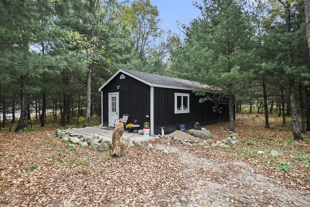 2697 N 176th Avenue Leavitt Township MI 49459