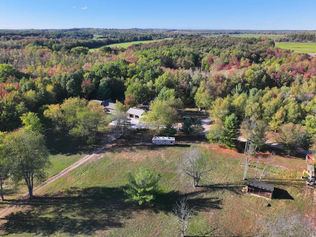 2697 N 176th Avenue Leavitt Township MI 49459