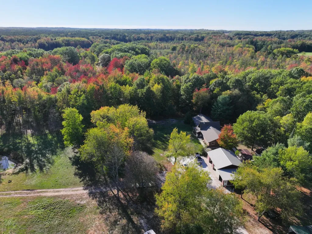 2697 N 176th Avenue Leavitt Township MI 49459