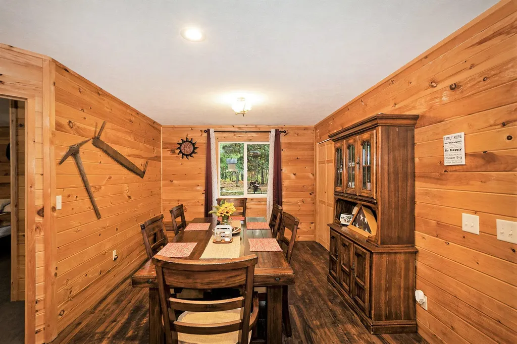 2697 N 176th Avenue Leavitt Township MI 49459