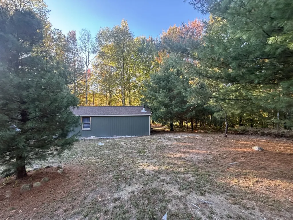 2697 N 176th Avenue Leavitt Township MI 49459