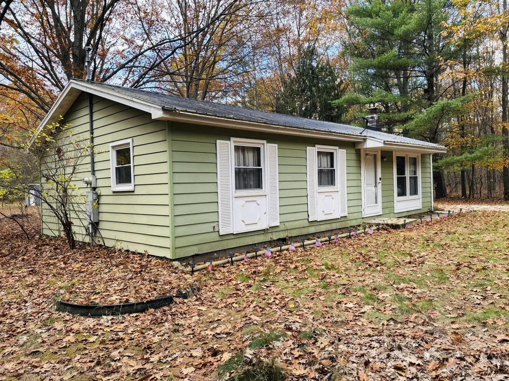 9835 Grindstone Trail Sylvan Township MI 49631
