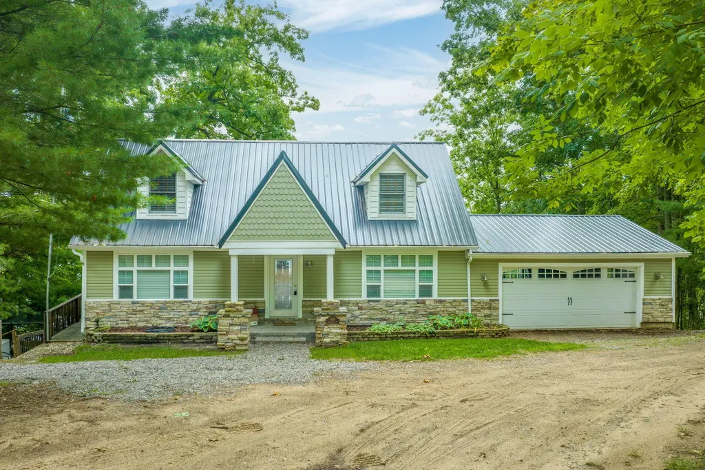 506 Mclachlan Point Evart Township MI 49631