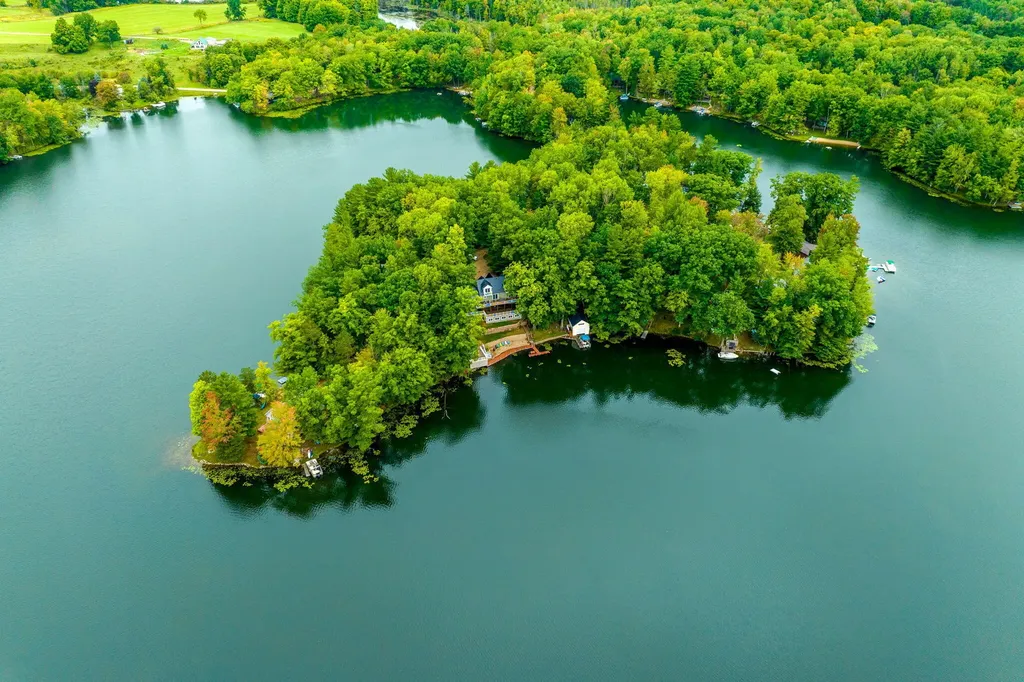 506 Mclachlan Point Evart Township MI 49631