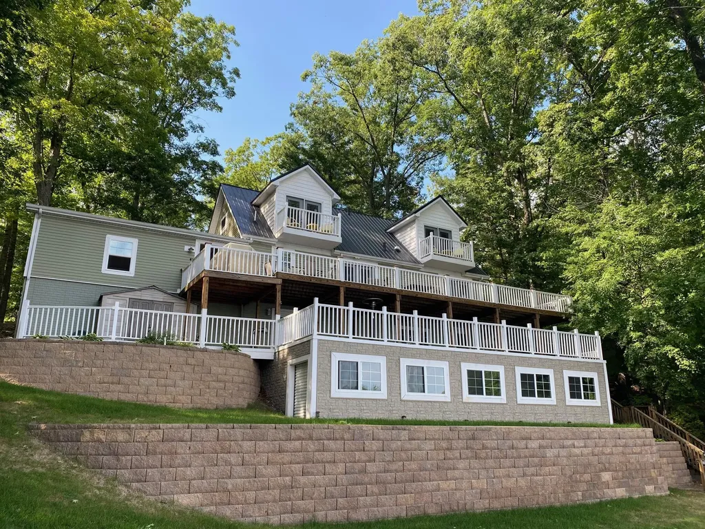 506 Mclachlan Point Evart Township MI 49631