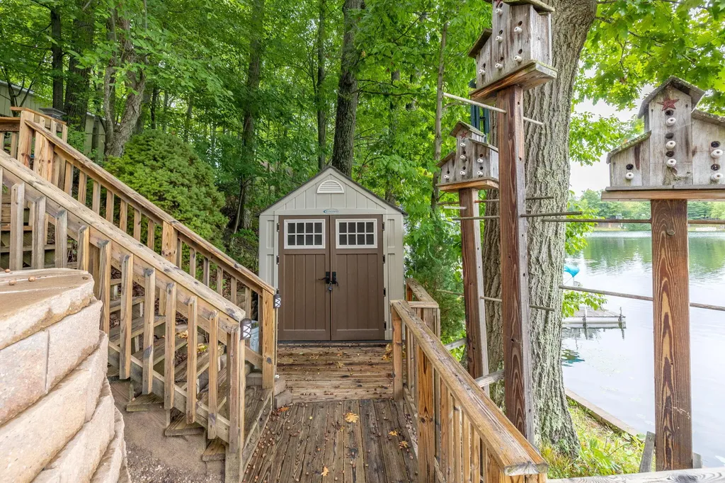 506 Mclachlan Point Evart Township MI 49631