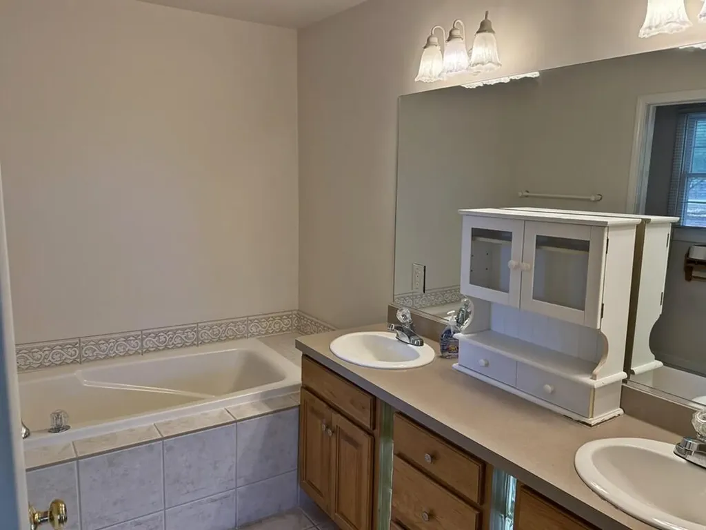 7600 Ryans Run Morton Township MI 49346