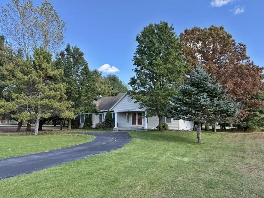 7600 Ryans Run Morton Township MI 49346