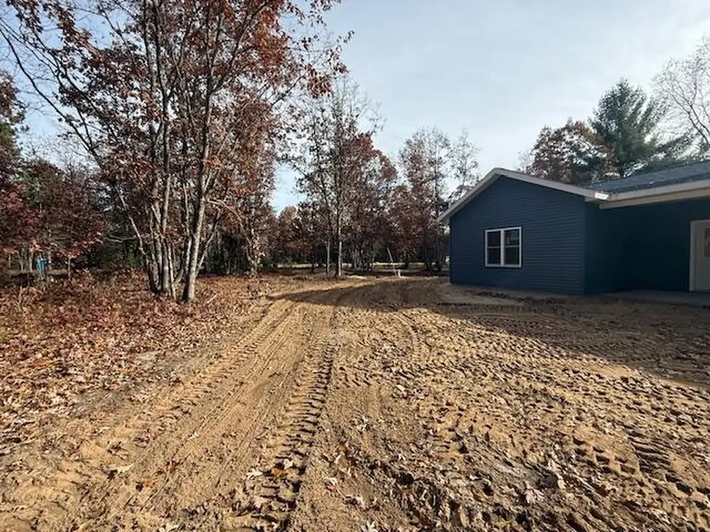6710 W Dana's Circle Sweetwater Township MI 49304