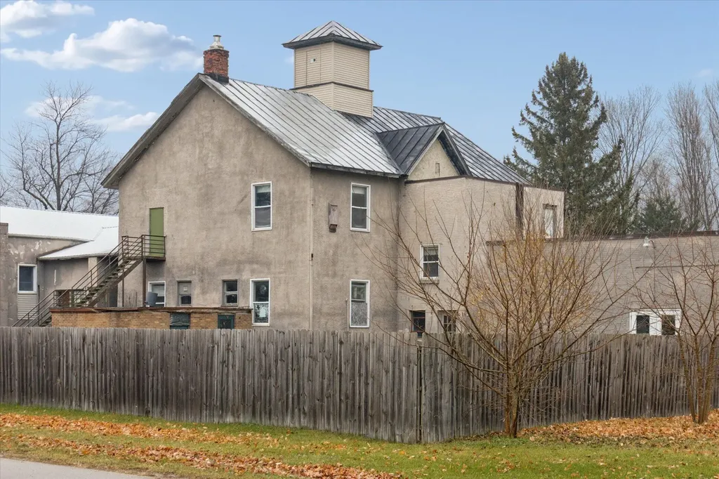 4931 N Bailey Road Unknown City MI 49322