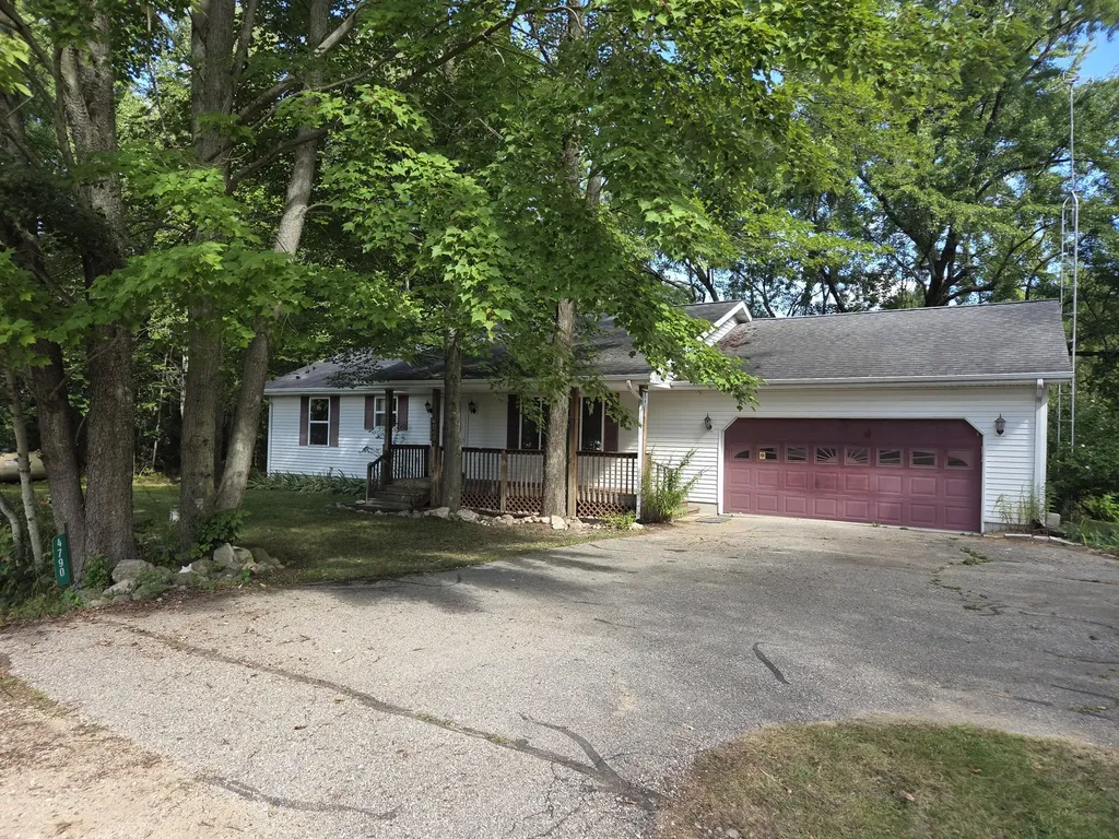 4790 4th Street Unknown City MI 49305