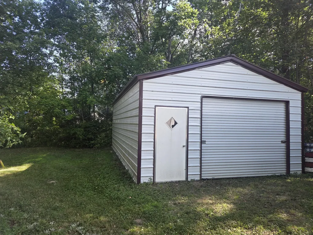 4790 4th Street Unknown City MI 49305