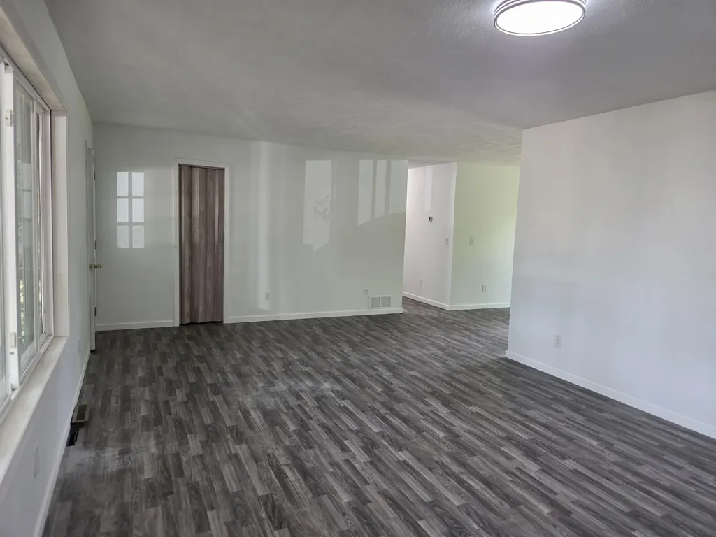 4790 4th Street Unknown City MI 49305