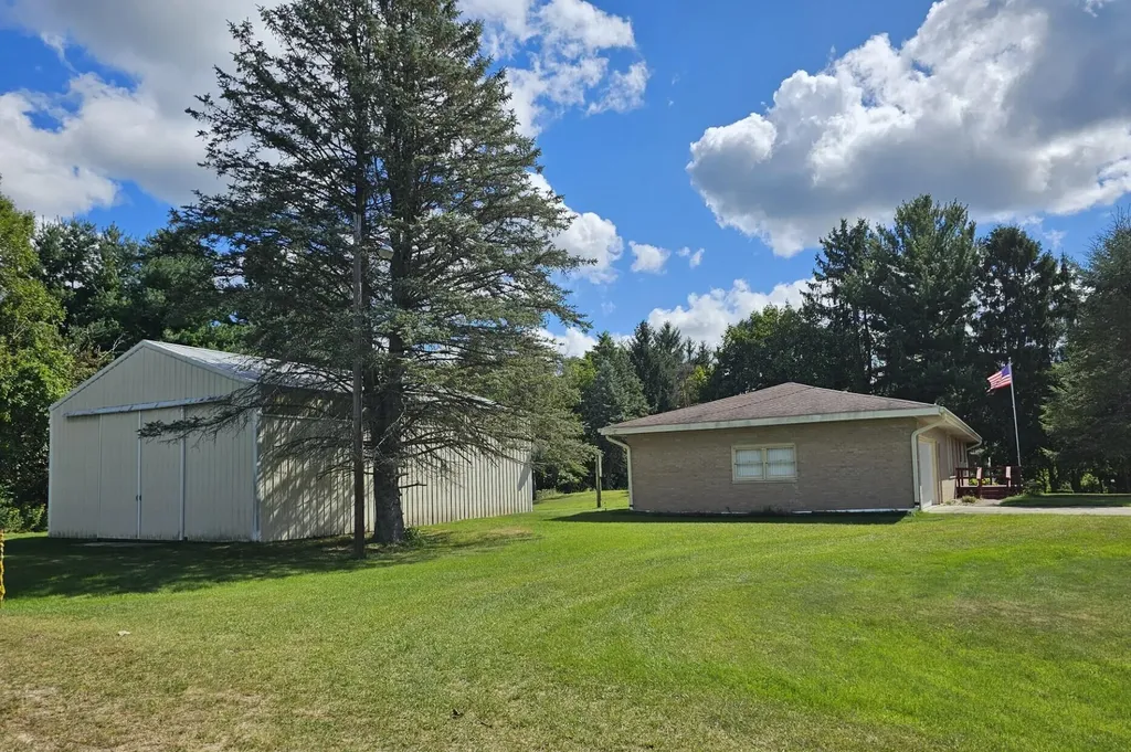 4872 Lester Avenue Sheridan Charter Township MI 49412