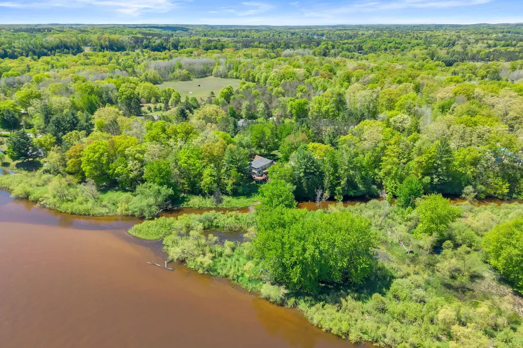 12260 183rd Avenue Big Rapids Charter Township MI 49307