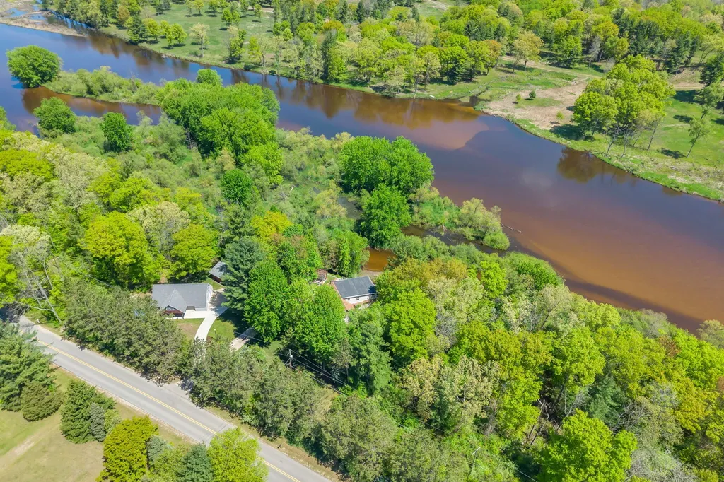 12260 183rd Avenue Big Rapids Charter Township MI 49307
