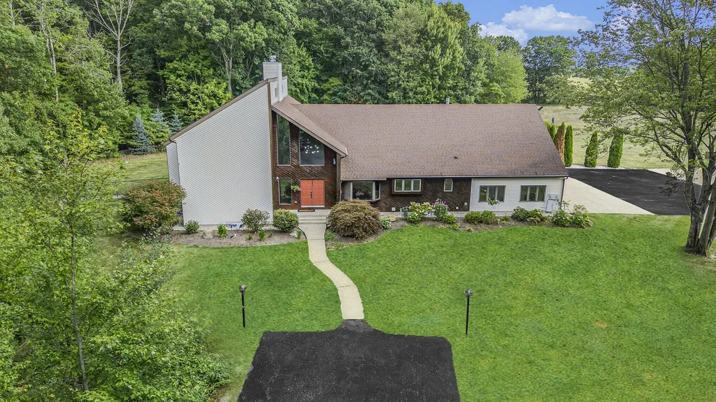 5821 W 88th Street Sheridan Charter Township MI 49412
