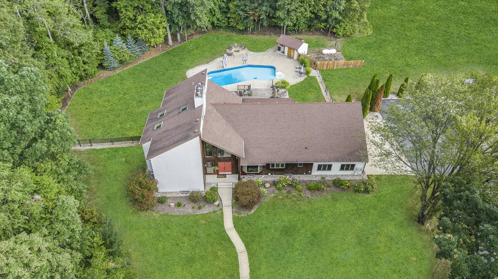 5821 W 88th Street Sheridan Charter Township MI 49412