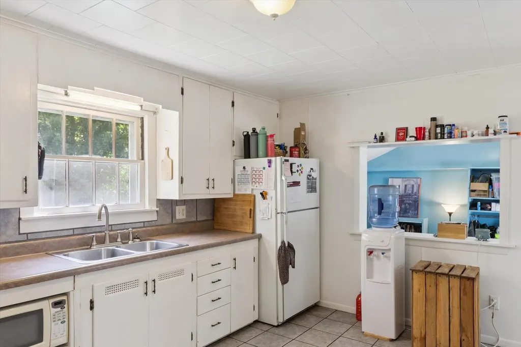 617 S Lansing Street Mt. Pleasant City MI 48858
