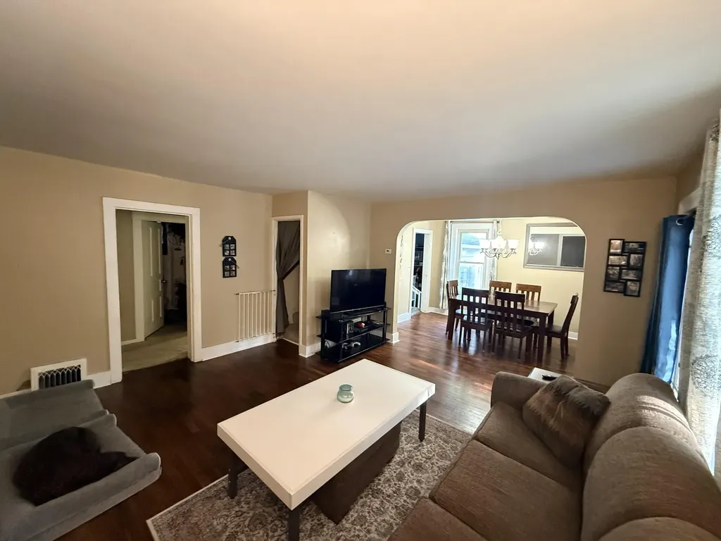 617 S Lansing Street Mt. Pleasant City MI 48858