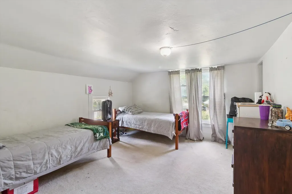 617 S Lansing Street Mt. Pleasant City MI 48858