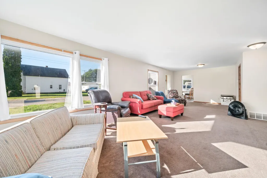 203 N 3rd Avenue Big Rapids City MI 49307