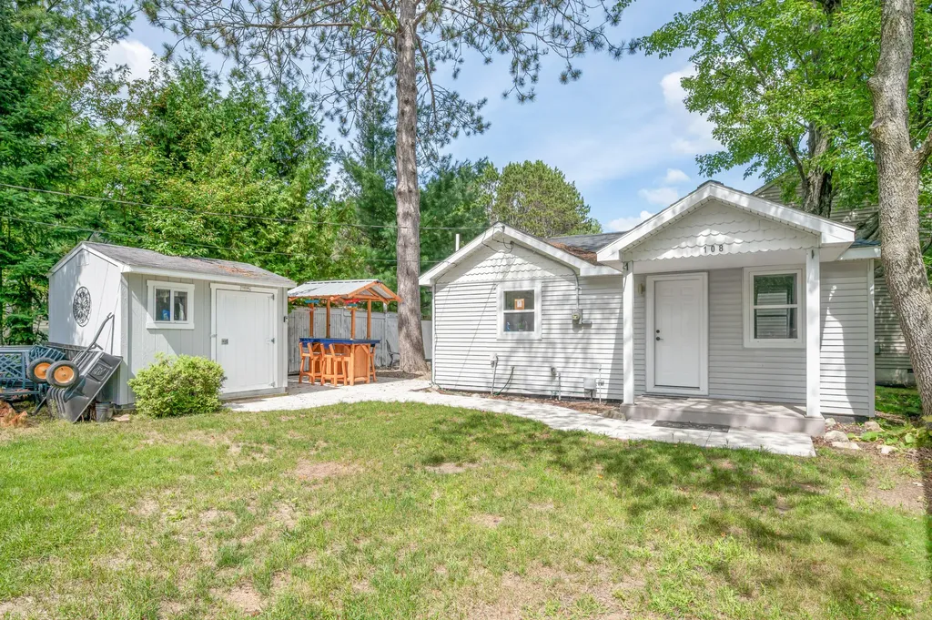 108 Henderson Place Cherry Grove Township MI 49601