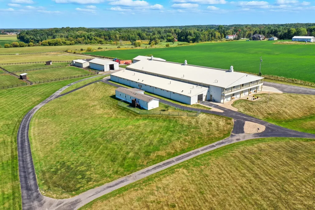 9111 E Bristol Road Davison Township MI 48423