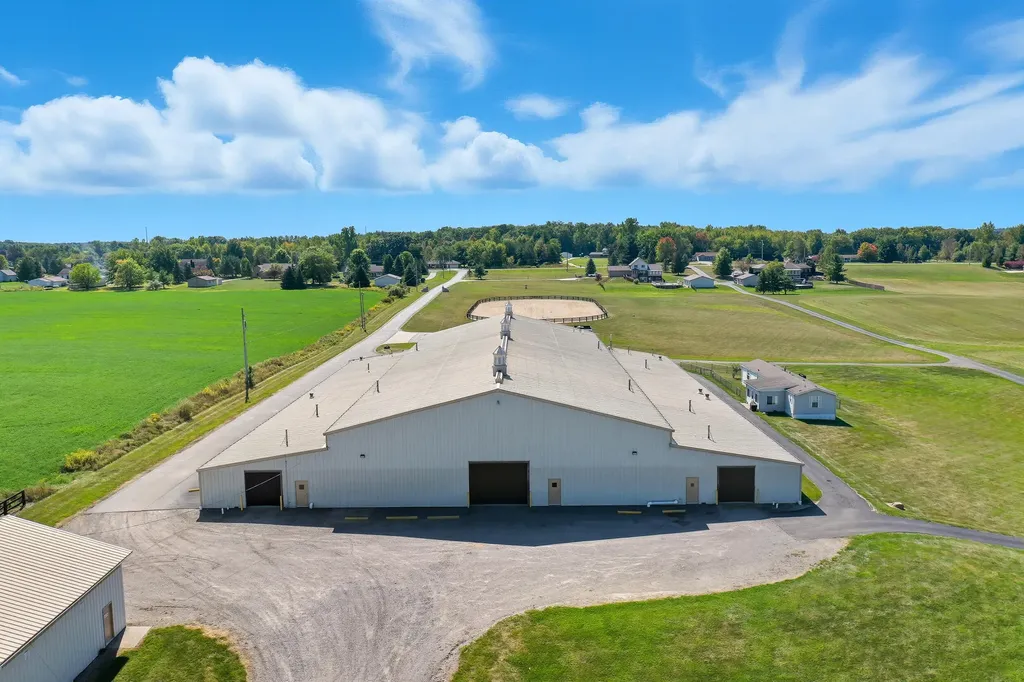 9111 E Bristol Road Davison Township MI 48423
