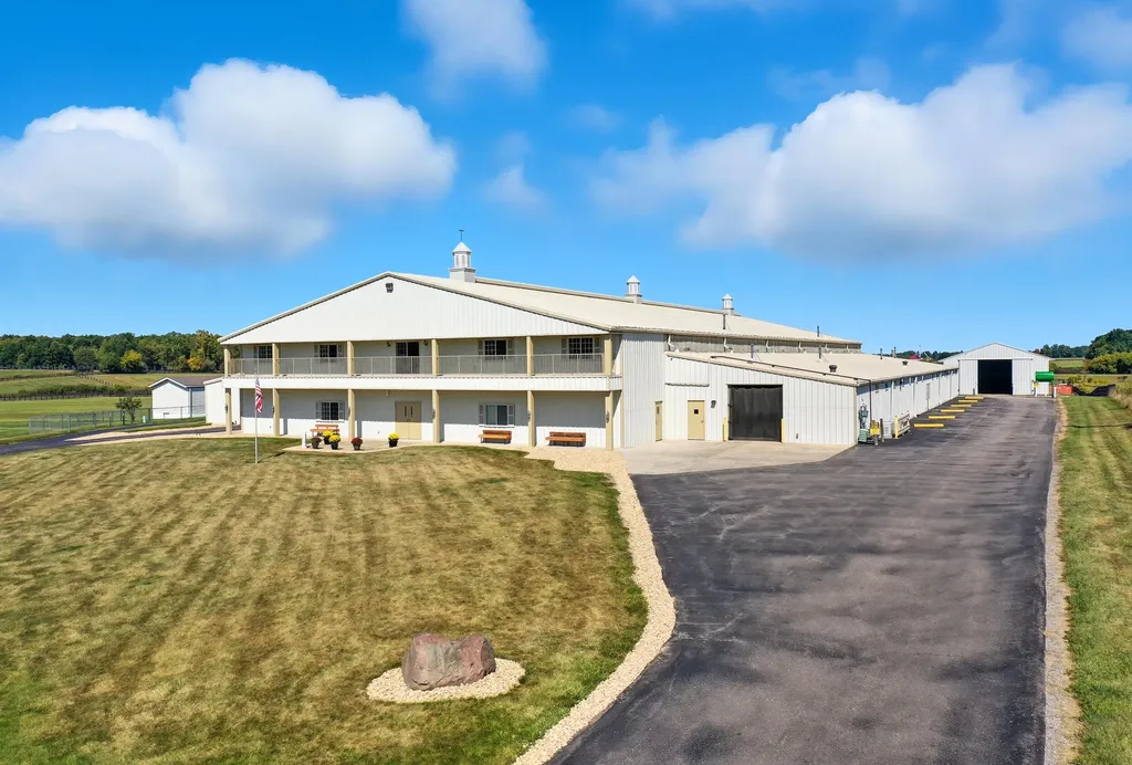9111 E Bristol Road Davison Township MI 48423