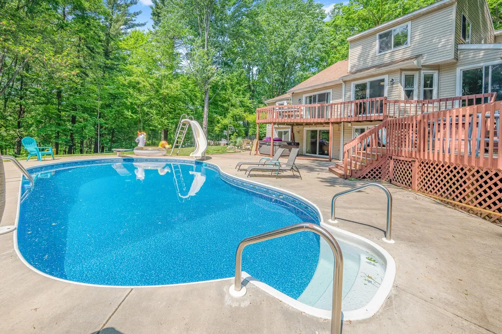 13421 Woodland Court Big Rapids Charter Township MI 49307