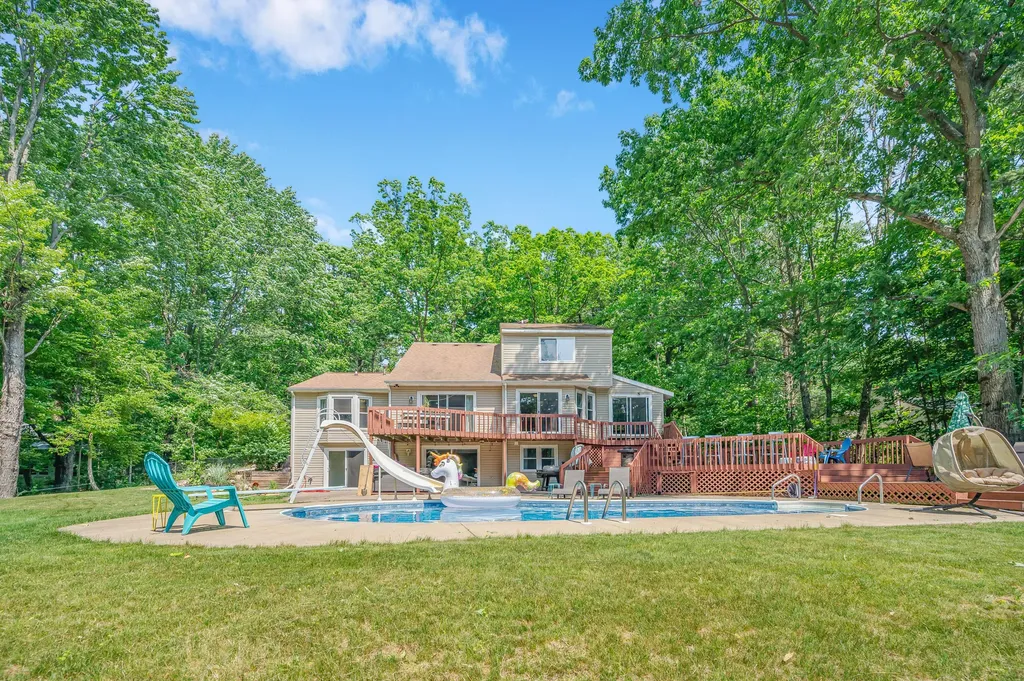 13421 Woodland Court Big Rapids Charter Township MI 49307