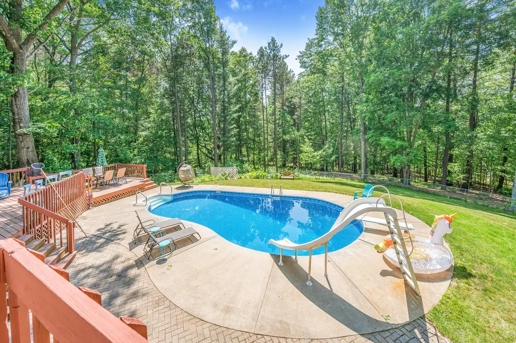 13421 Woodland Court Big Rapids Charter Township MI 49307