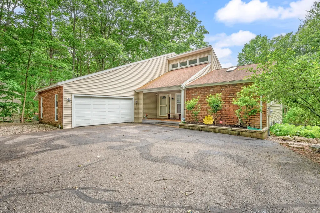 13421 Woodland Court Big Rapids Charter Township MI 49307