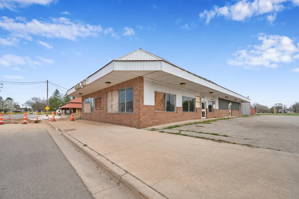 816 Maple Street Big Rapids City MI 49307